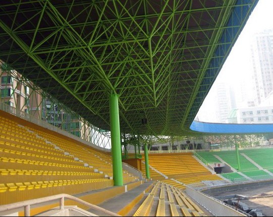 晋江体育场看台网架工程